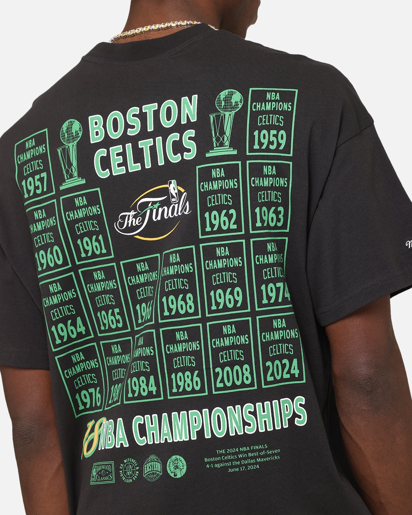 Mitchell & Ness Boston Celtics Champions Report Champ Pack T-Shirt Faded Black
