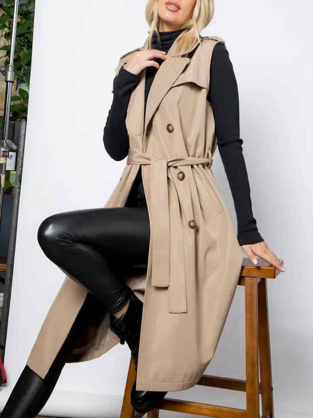 26 International - Sleeveless Trench Coat