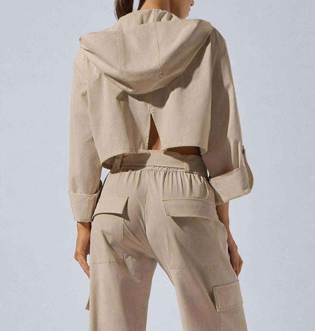Heroine Sport - Ava Cropped Lightweight Performance Jacket