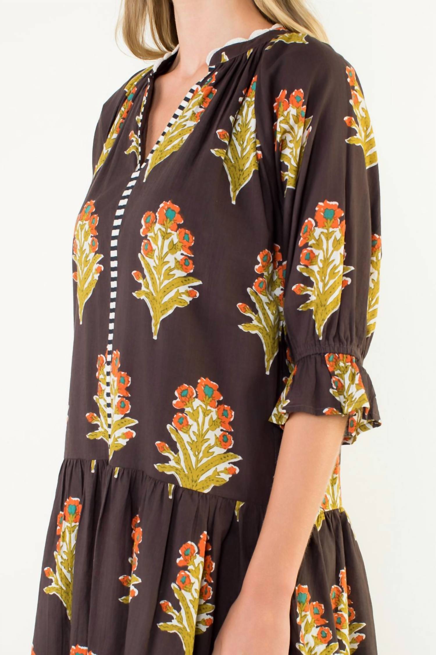 Thml - Floral Detailed V-neck Dress